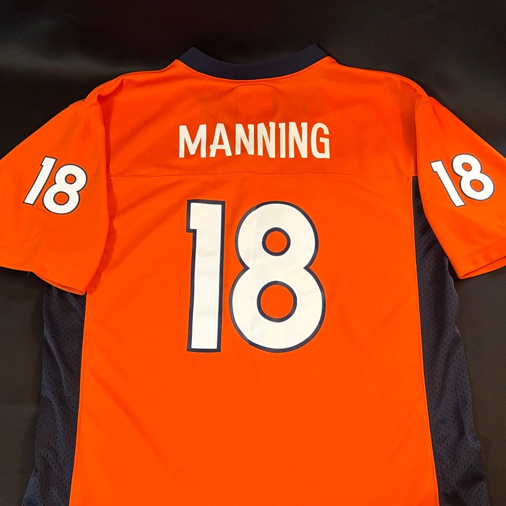 NFL Denver Broncos #18 Peyton Manning Jersey – Size Youth Large – Orange/blue